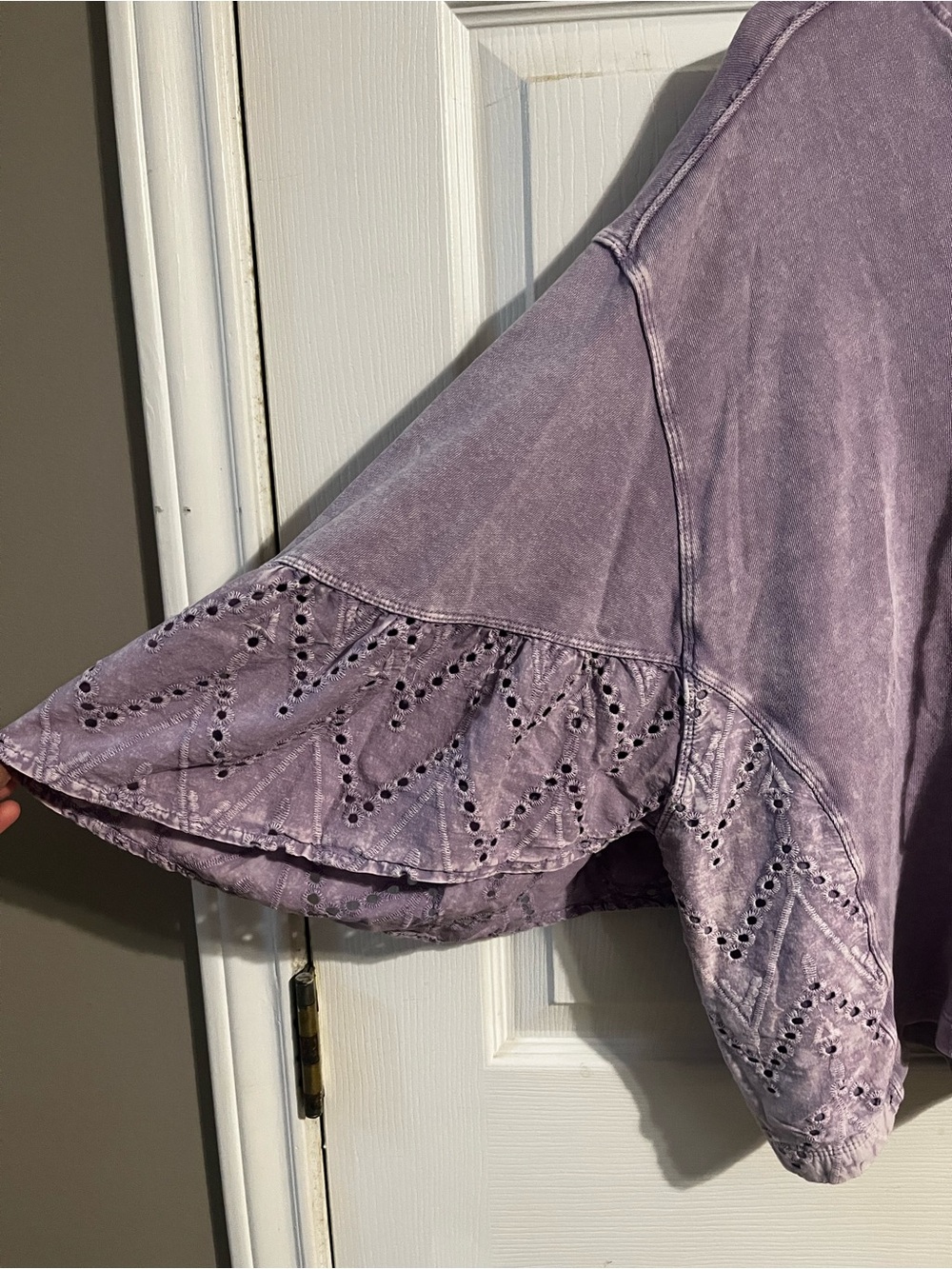 Easel | Washed Lavender Hooded Eyelet Sleeve Top - Sz Small - Picture 2 of 10